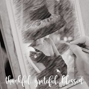 Meet your Posher, Nadine